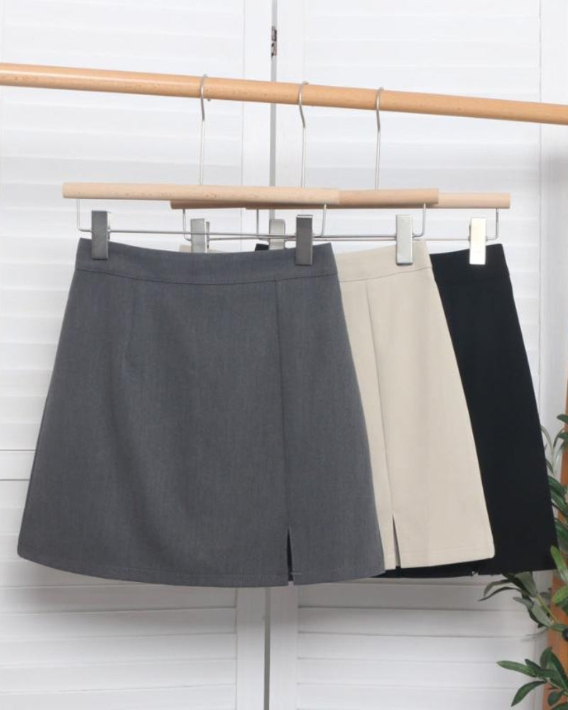 Elara's Straight Mini Skirt